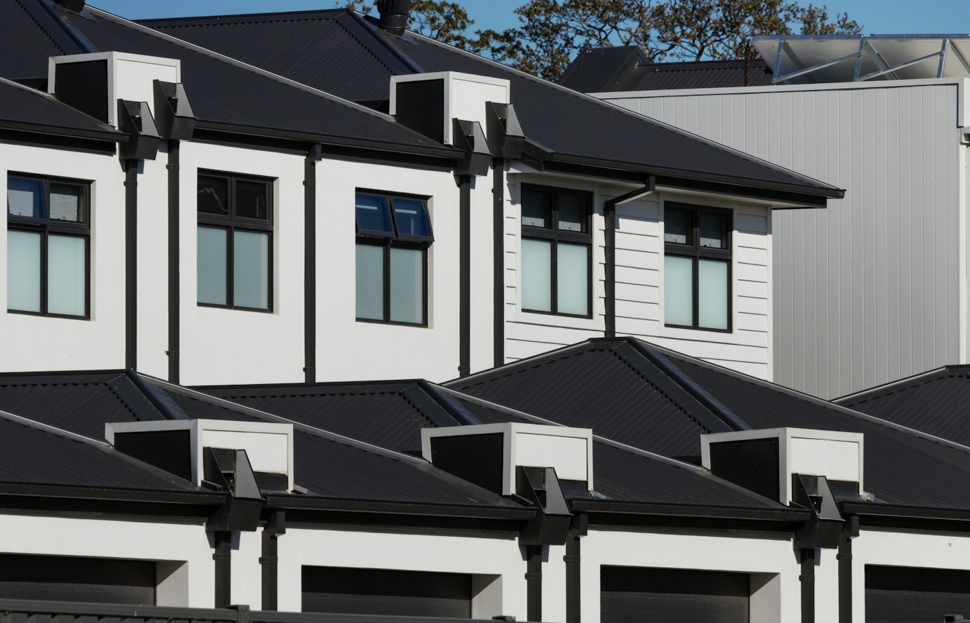 Equity Tap refinance bridging finance: contemporary townhouses in Beaconsfield, Victoria
